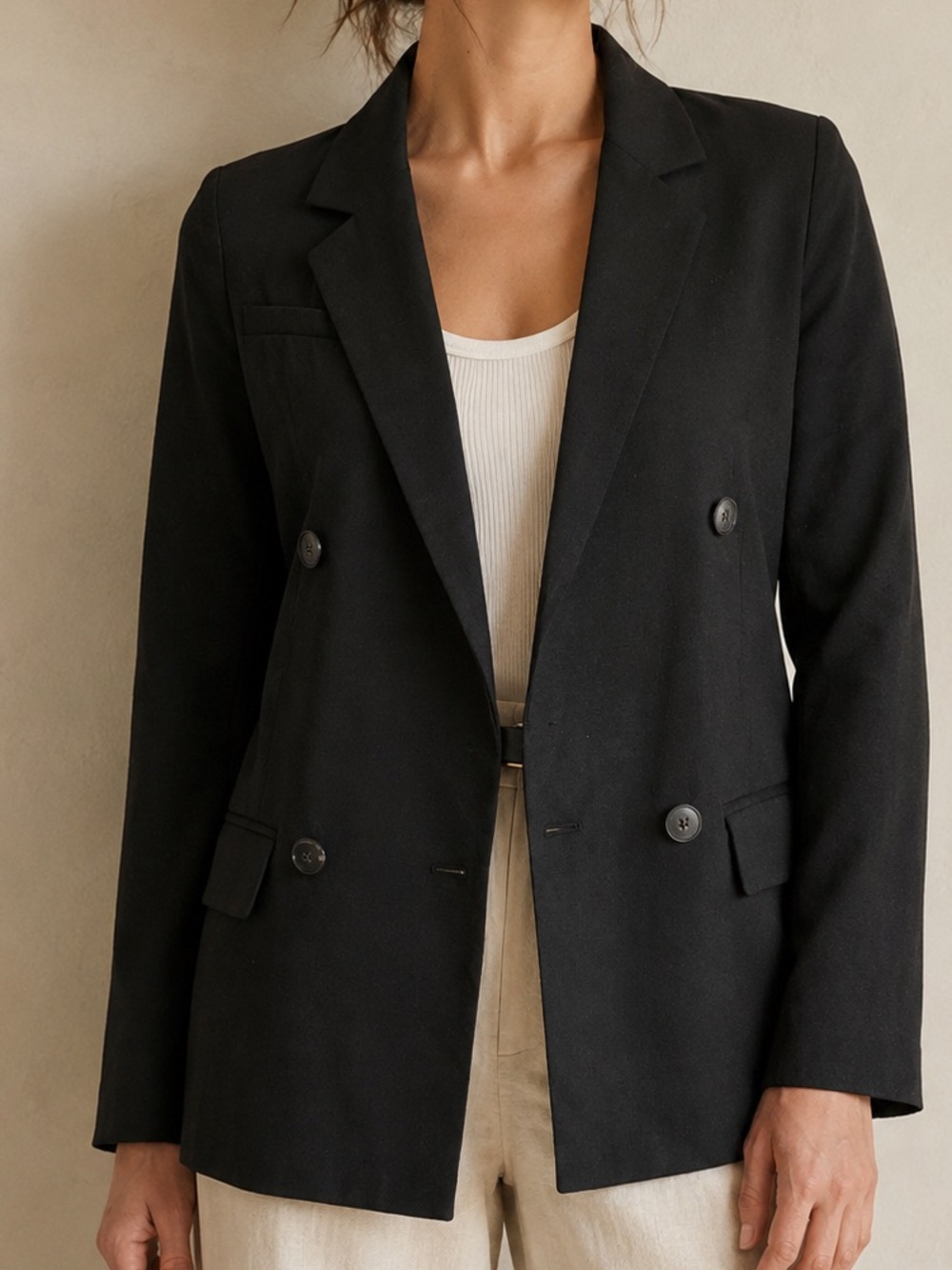 NWOT Aritzia Babaton Black Wool Blend light Double Breasted Tailored Blazer
